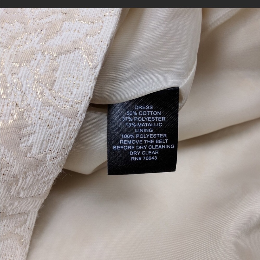Dress - Picture 2 of 8